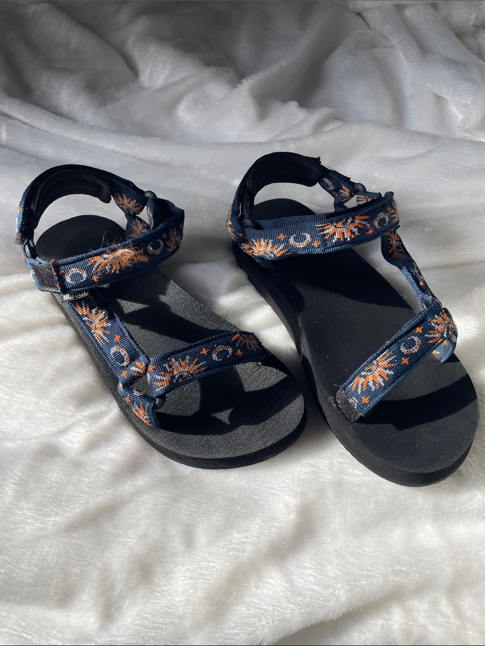 Women's Navy Blue Sunprint Strap Sandals